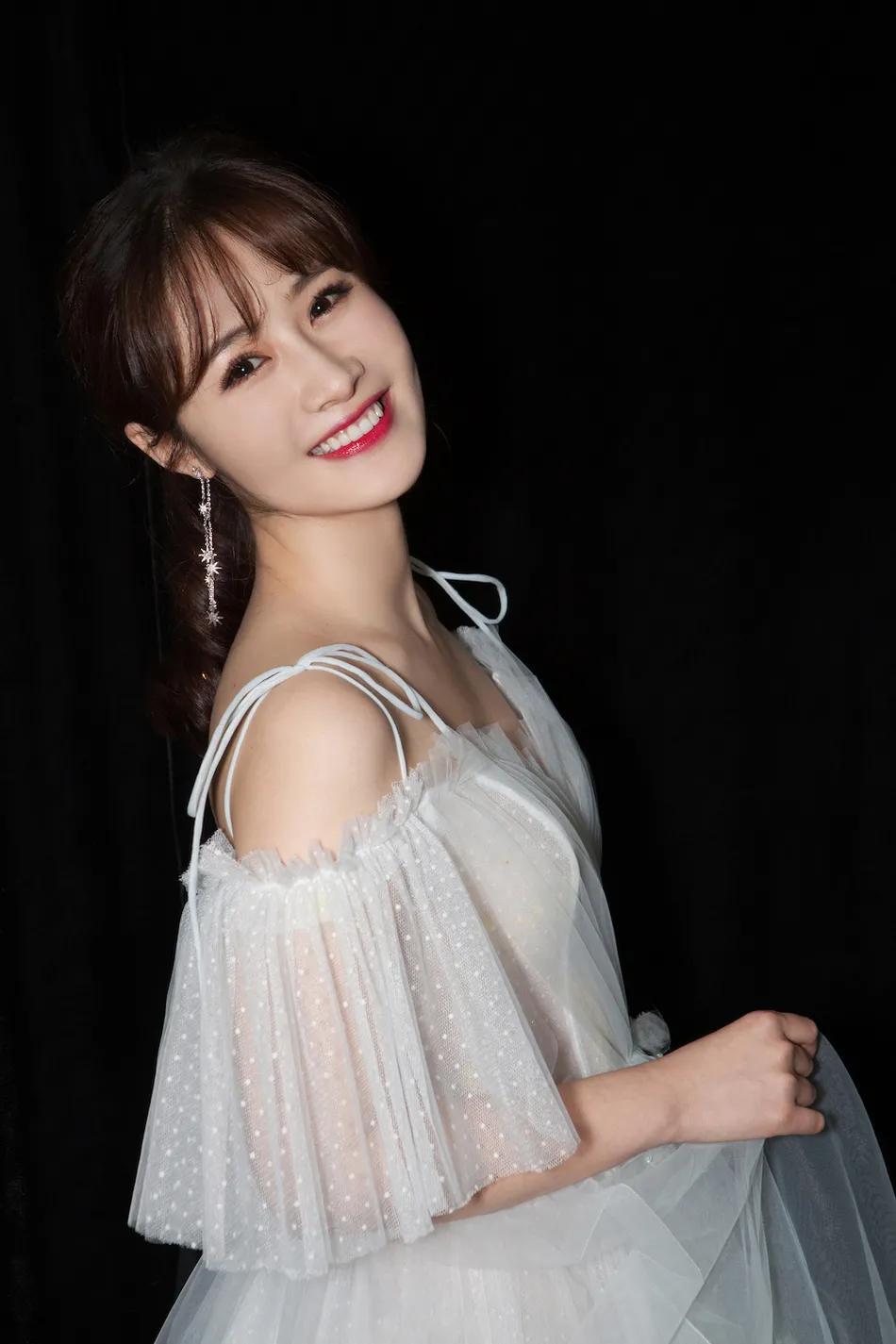 湖南盛启，尊敬领导与同胞共襄盛举