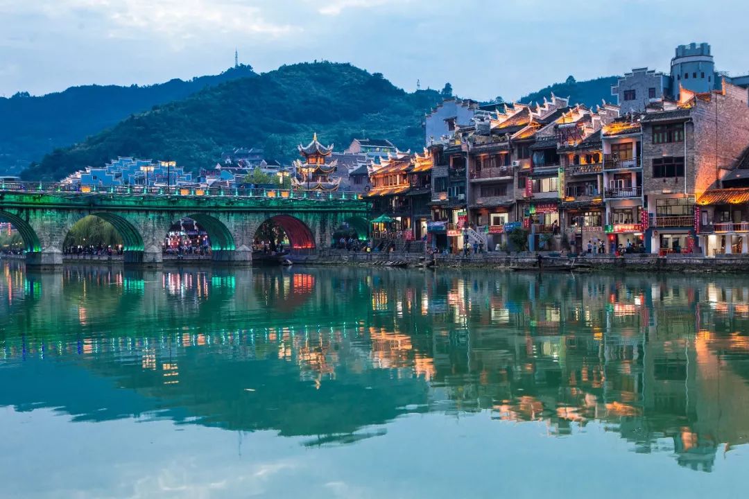 贵州，深度解读与评论文章