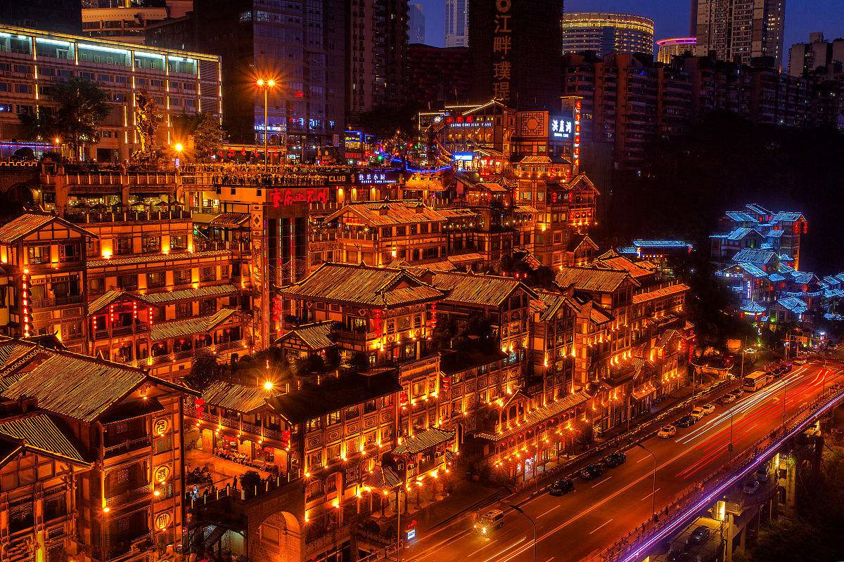 重庆之声，尊敬的听众朋友们，欢迎收听我们的节目！