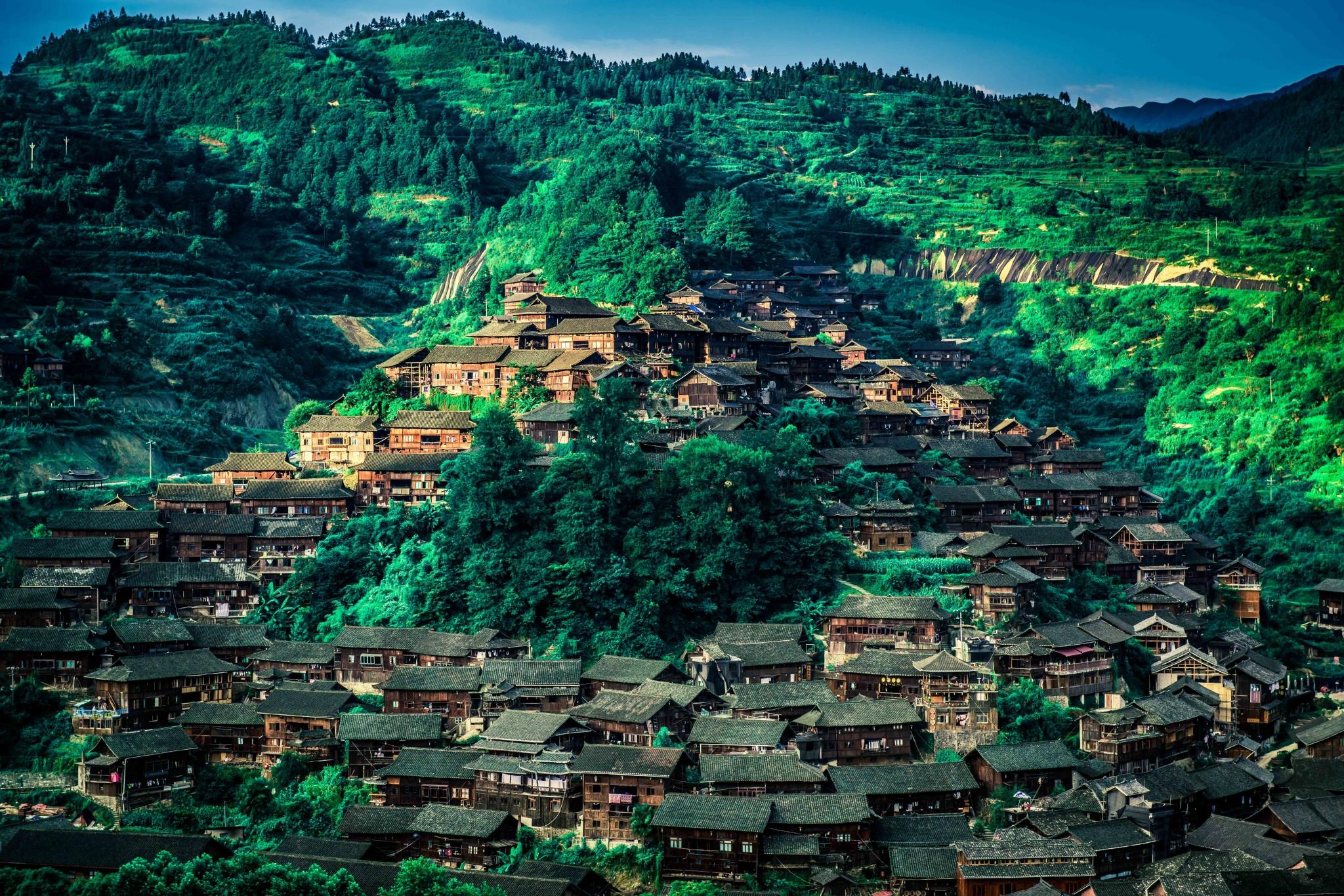 贵州小城，阳光下的宁静时光